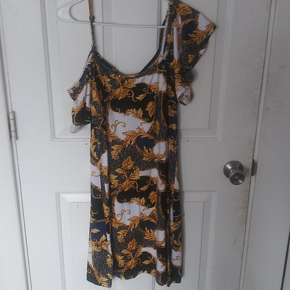 Dress - Picture 1 of 1